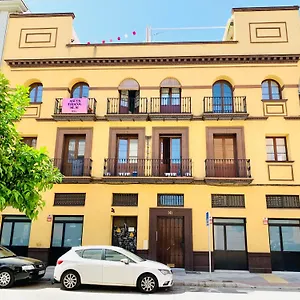 https://un-espacio-diferente-en-triana.es-andalucia.com
